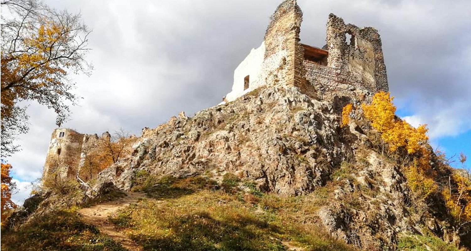 ŠÁŠOVSKÝ HRAD