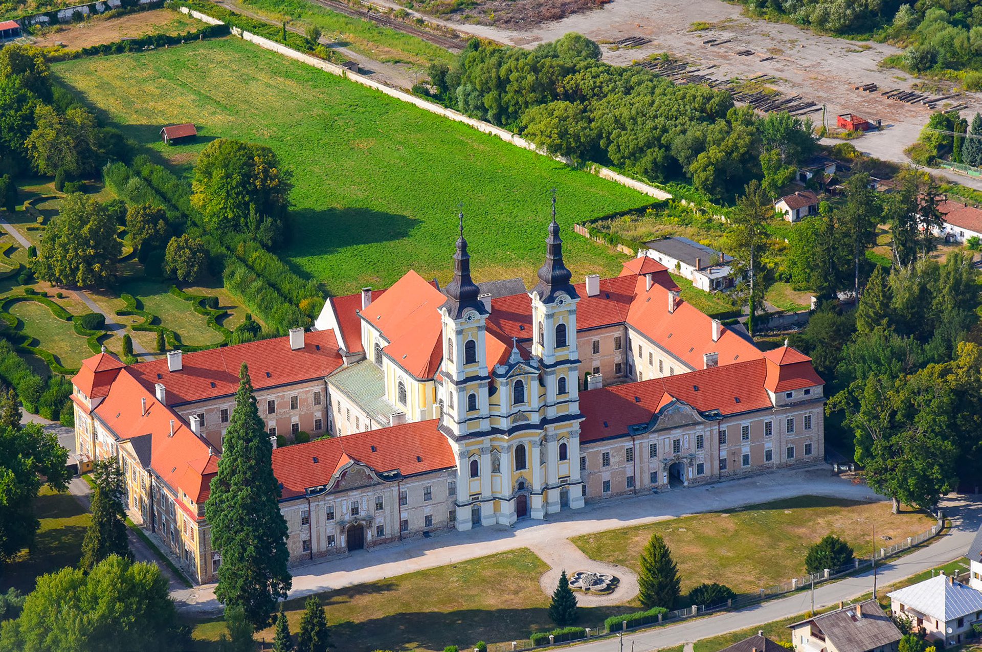 Opáctvo Jasov